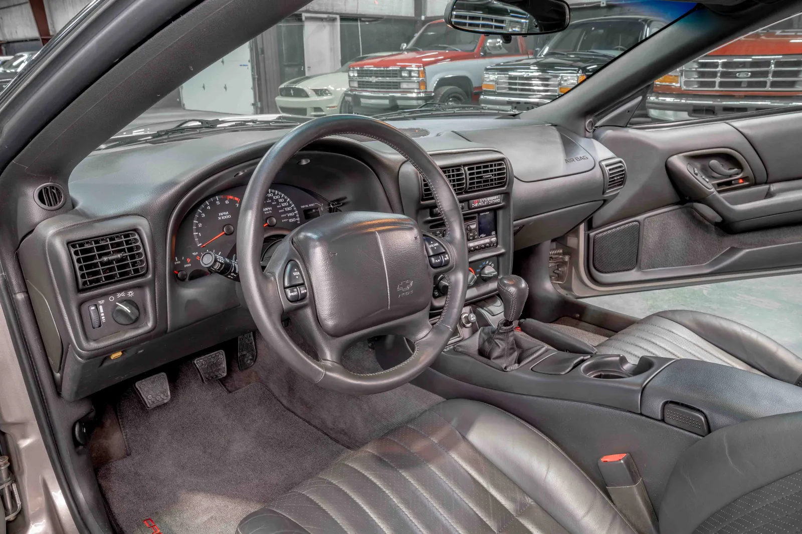 2002-Chevrolet-Camaro-Pewter Metallic-2G1FP22G922158374-46.jpg